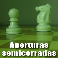 Aperturas Semicerradas en ajedrez con movimientos iniciales estratégicos.
