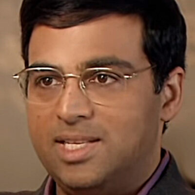 Tablero de ajedrez con jugadas de Viswanathan Anand