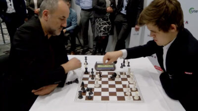 Partida blitz de ajedrez entre Magnus Carlsen y Espen Agdestein
