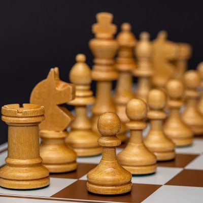 Tutorial de ajedrez completo para principiantes: aprende desde cero.
