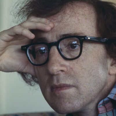 Woody Allen jugando ajedrez
