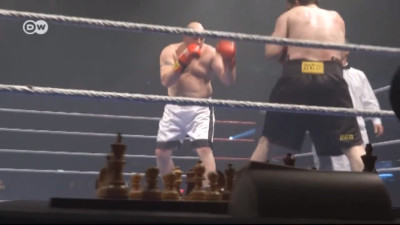 Competidores de Chess Boxing o ajedrez boxeo