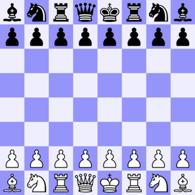 Tablero inicial del Ajedrez Fianchetto con alfiles y torres intercambiados.