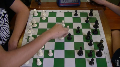 Partidas de ajedrez en YouTube con comentarios divertidos