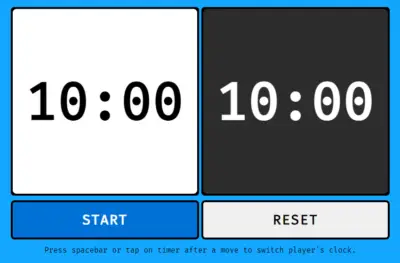 Reloj de ajedrez digital de 10 minutos en uso durante una partida.