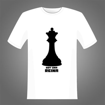 Diseño de dama de ajedrez con la frase 'Soy una Reina'