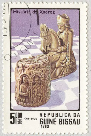 Estampilla: Historia del Ajedrez. Piezas históricas. República de Guinea Bissau 1983.