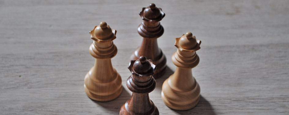 Juegos de ajedrez con la Reina